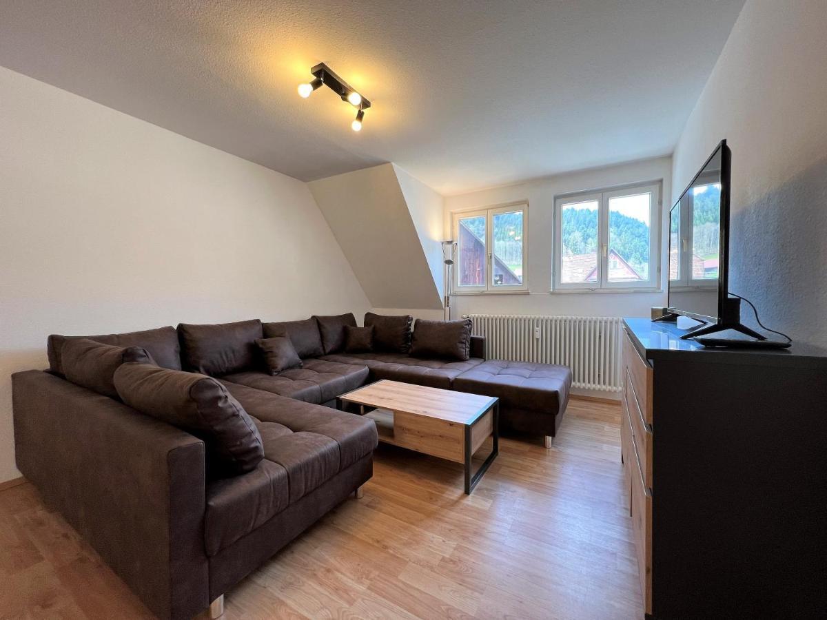 Schenkenzell Ferienwohnung Kinzigblick - Balkon - Fuer Kinder - Mit Bettwaesche & Handtuecher מראה חיצוני תמונה